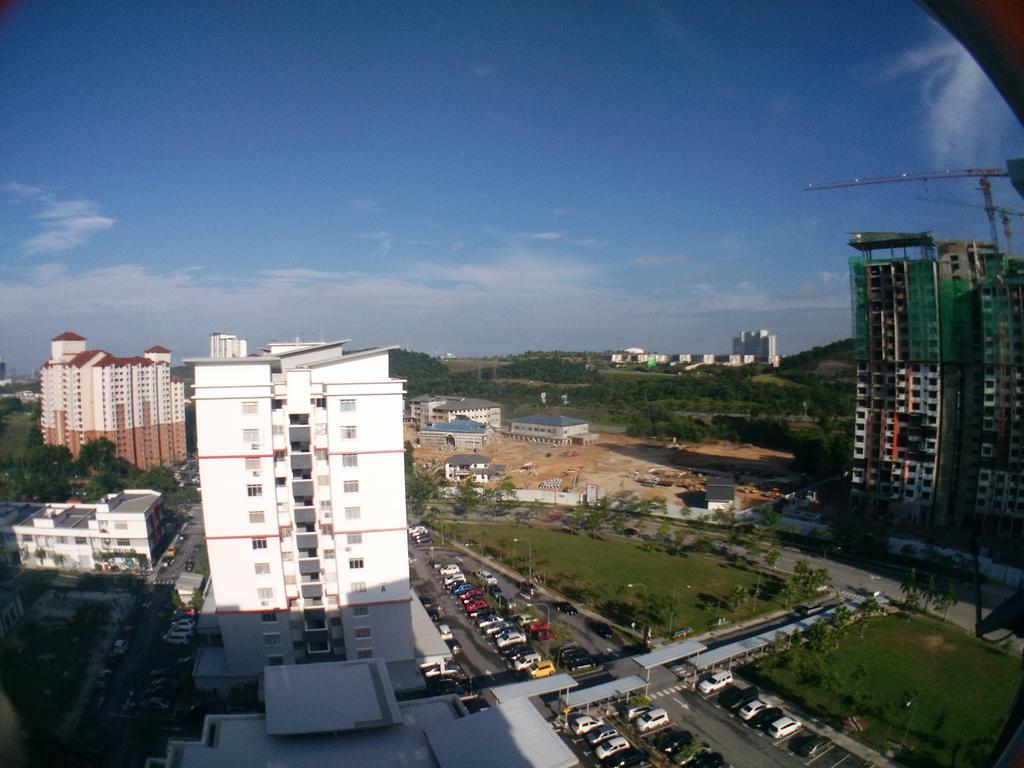 D 11 Netflix Wifi Apartment Putrajaya